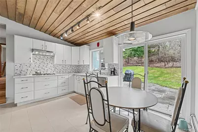 493 Mitchell Drive, Valley Cottage, NY 10989 - Photo 12