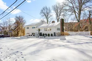 87 Inverness Rd, New Rochelle, NY 10804 - Photo 2