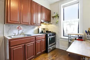 60-58 60th Rd, Maspeth, NY 11378 - Photo 4