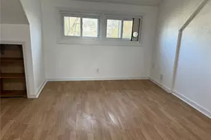 33 Clarissa Dr, Hicksville, NY 11801 - Photo 20