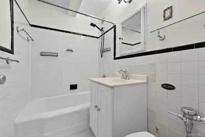 66-10 Thornton Place #4C, Rego Park, NY 11374 - Photo 10