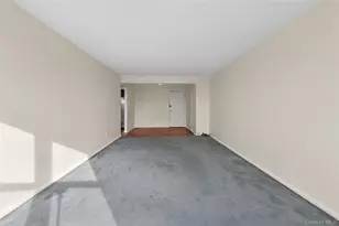 66-10 Thornton Pl, Rego Park, NY 11374 - Photo 6