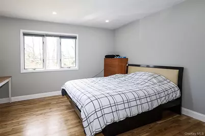 11 Otsego Avenue, Dix Hills, NY 11746 - Photo 20