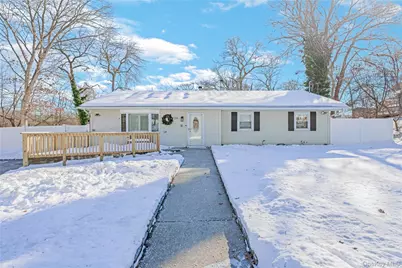 136 Patchogue Avenue, Patchogue, NY 11772 - Photo 1