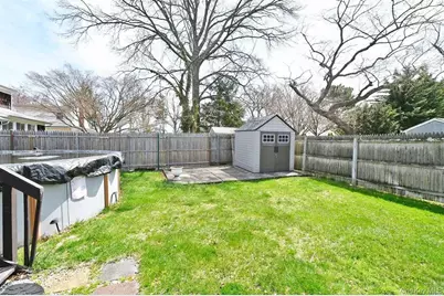 134 11th Avenue, Huntington, NY 11746 - Photo 24