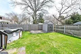 134 11th Ave, Huntington, NY 11746 - Photo 24