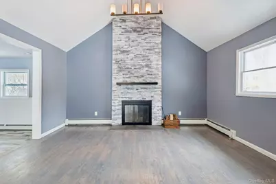 36 Locust Avenue, Miller Place, NY 11764 - Photo 12