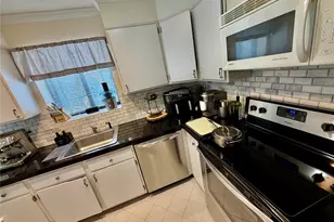 75 Greenway Close, Rye Brook, NY 10573 - Photo 22