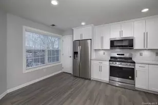 157 Village Green Dr, Port Jefferson Station, NY 11776 - Photo 4