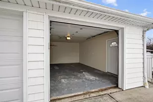 297 Fairfield Ave, Carle Place, NY 11514 - Photo 20