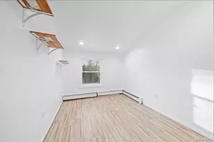 68 S Village Dr, Bellport, NY 11713 - Photo 16