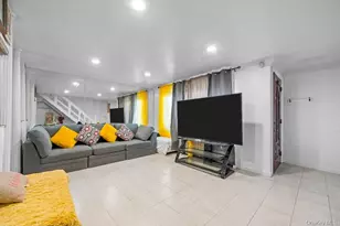 68 S Village Dr, Bellport, NY 11713 - Photo 4