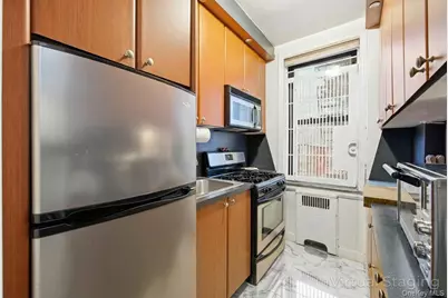 4755 39th Place #3H, Sunnyside, NY 11104 - Photo 6