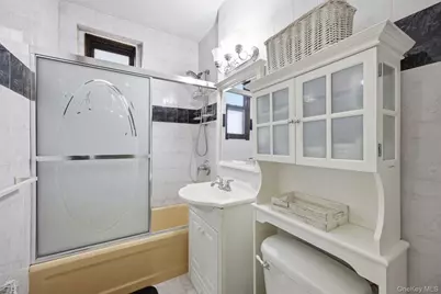 4755 39th Place #3H, Sunnyside, NY 11104 - Photo 12