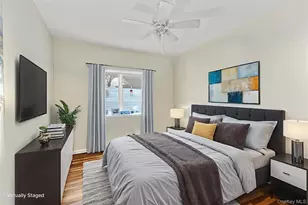 116 Fox Hill Dr, Calverton, NY 11933 - Photo 14