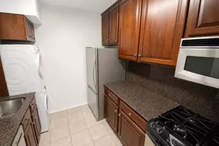 27110 Grand Central Pkwy, Floral Park, NY 11005 - Photo 8