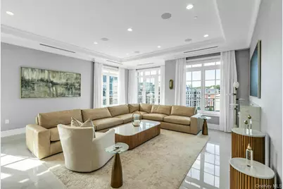 3000 Royal Court #3306 PH, North Hills, NY 11040 - Photo 2