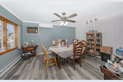 60 Easton Avenue, North Babylon, NY 11703 - Photo 16