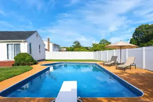 60 Easton Ave, North Babylon, NY 11703 - Photo 22