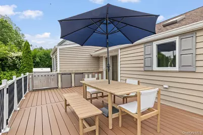 13 Colonial Lane, Bellport, NY 11713 - Photo 8
