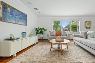 13 Colonial Ln, Bellport, NY 11713 - Photo 22