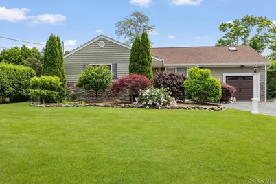 13 Colonial Lane, Bellport, NY 11713 - Photo 1