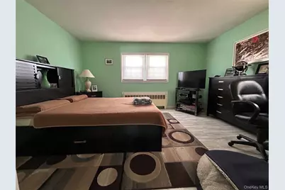 1123 Hyman Avenue, Bay Shore, NY 11706 - Photo 18