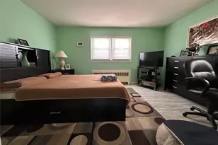 1123 Hyman Ave, Bay Shore, NY 11706 - Photo 18