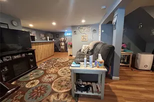 1123 Hyman Ave, Bay Shore, NY 11706 - Photo 20