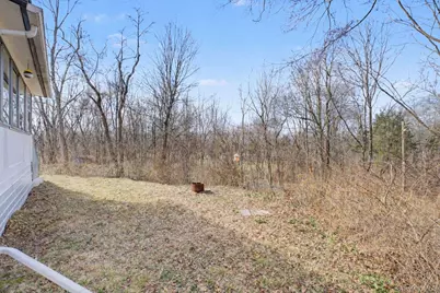 566 Old State Road E, Wappingers Falls, NY 12590 - Photo 14