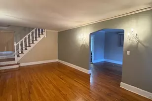 178-14 80th Dr, Jamaica, NY 11432 - Photo 2