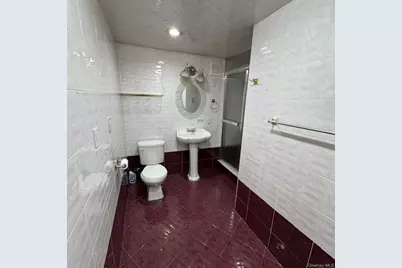 178-14 80th Drive, Jamaica, NY 11432 - Photo 18