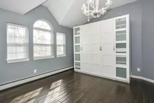 49 Ashwood Rd, Port Washington, NY 11050 - Photo 10