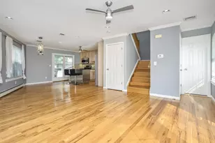 49 Ashwood Rd, Port Washington, NY 11050 - Photo 4