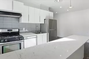 21 Barstow Rd, Great Neck, NY 11021 - Photo 6