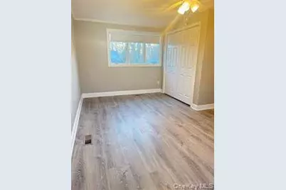 10 Abby Drive, East Northport, NY 11731 - Photo 4