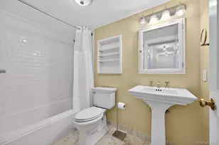 4 Parkview Terrace, Huntington, NY 11743 - Photo 18