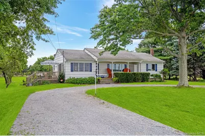 5845 E Bridge Lane NE, Cutchogue, NY 11935 - Photo 2