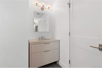 254 Elizabeth Avenue, Oceanside, NY 11572 - Photo 26