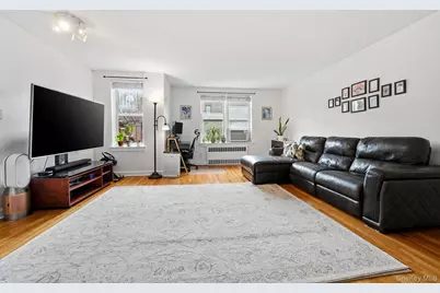 67-11 Yellowstone Boulevard #5B, Forest Hills, NY 11375 - Photo 4