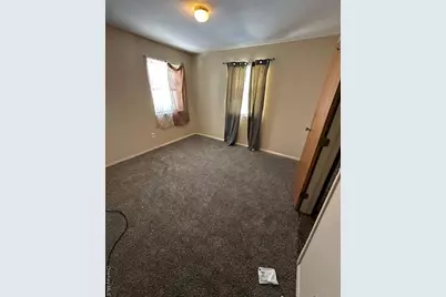542 Post Avenue, Bellport, NY 11713 - Photo 22