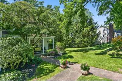 4 Parkview Terrace #2, Huntington, NY 11743 - Photo 4