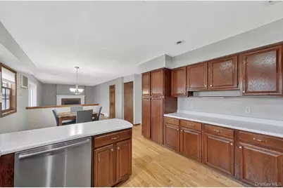 24 Pellbridge Drive, Hopewell Junction, NY 12533 - Photo 10