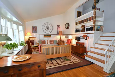 11 Cherokee Street, Massapequa, NY 11758 - Photo 6