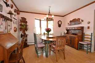 11 Cherokee St, Massapequa, NY 11758 - Photo 4