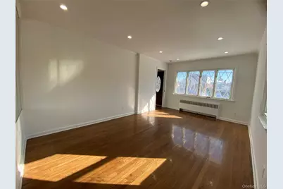 216 Raff Avenue, Mineola, NY 11501 - Photo 4