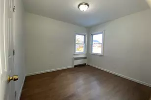 216 Raff Ave, Mineola, NY 11501 - Photo 8