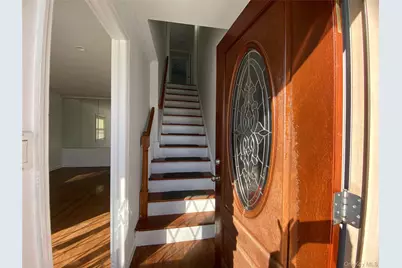 216 Raff Avenue, Mineola, NY 11501 - Photo 2