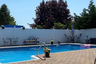 130 Oakview Ave, Farmingdale, NY 11735 - Photo 20