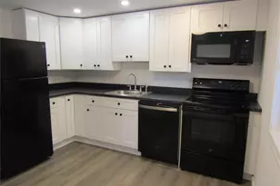 1803 Parr Lake Dr, Newburgh, NY 12550 - Photo 4